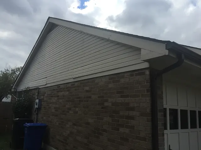 Soffit Before 1